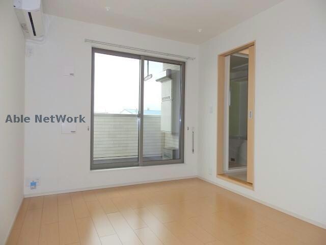 ウィスティリアの物件内観写真