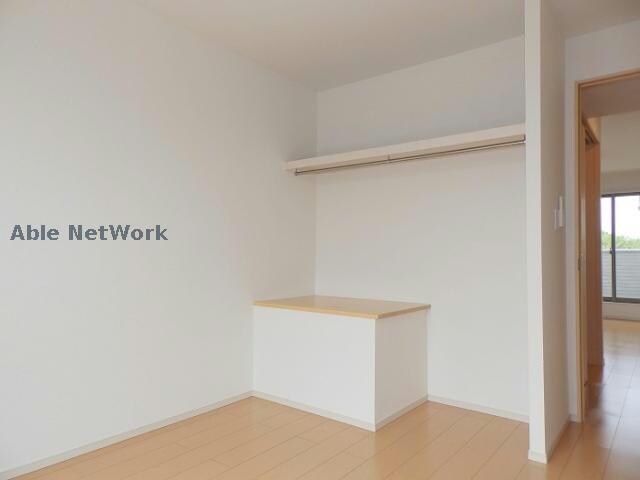 ウィスティリアの物件内観写真