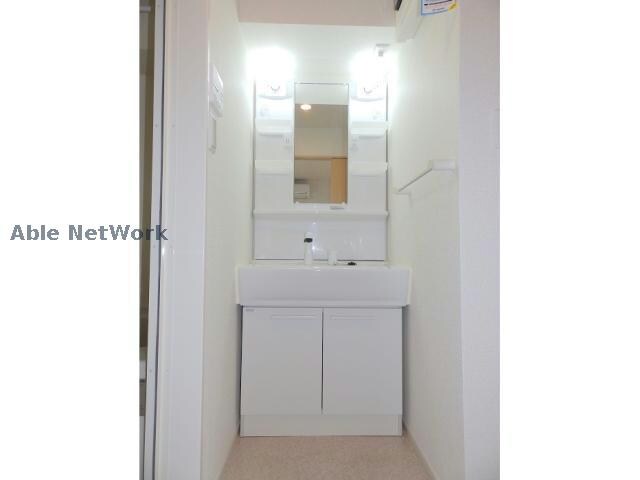 ウィスティリアの物件内観写真