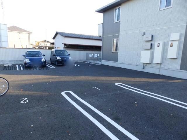 アムール花崎の物件外観写真