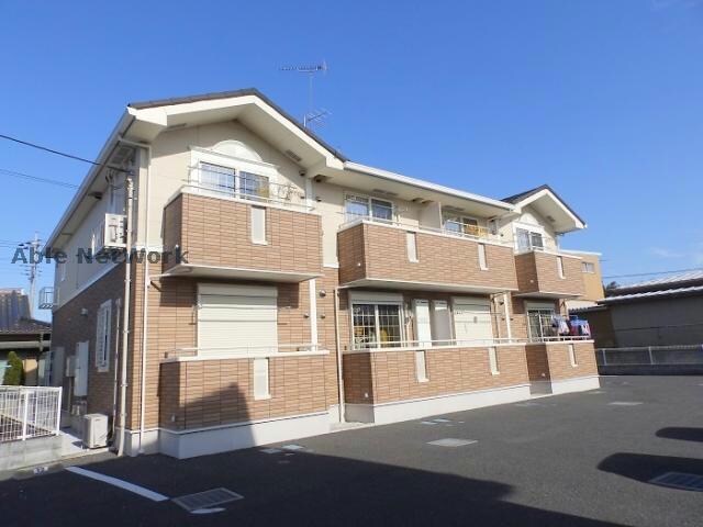 フォーリストの物件外観写真