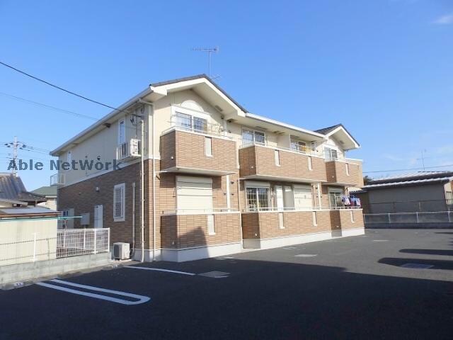 フォーリストの物件外観写真