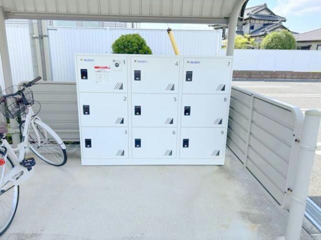 ラッフィナートの物件外観写真