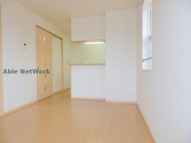 クリスタル　グレイスの物件内観写真