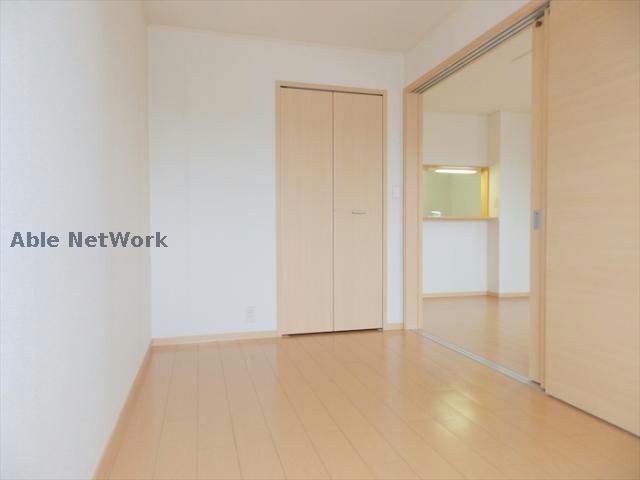 クリスタル　グレイスの物件内観写真