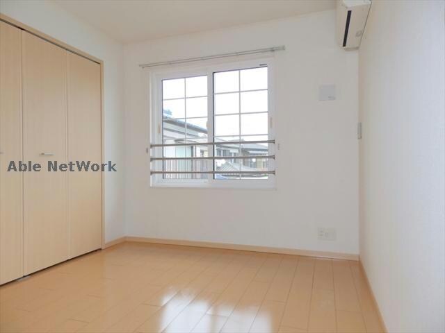 クリスタル　グレイスの物件内観写真