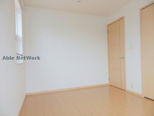 クリスタル　グレイスの物件内観写真