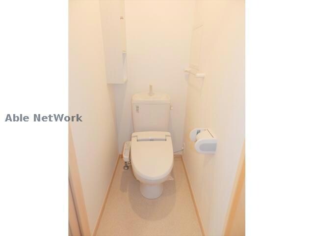 クリスタル　グレイスの物件内観写真