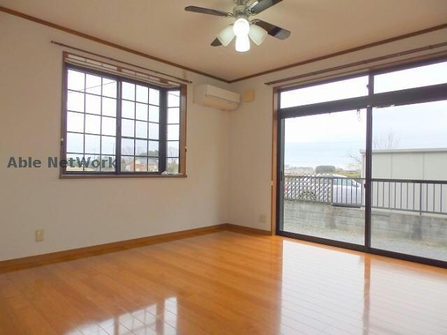 上新郷戸建ての物件内観写真