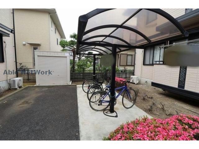 パークロイヤルの物件外観写真