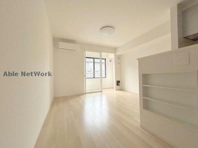 ラ・プロムナードⅢの物件内観写真