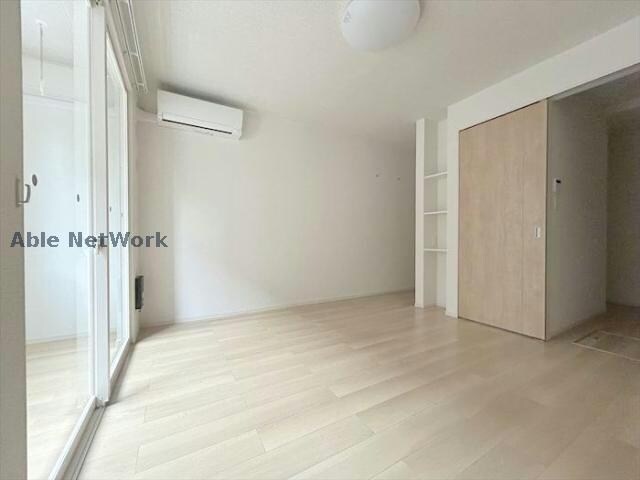 ラ・プロムナードⅢの物件内観写真