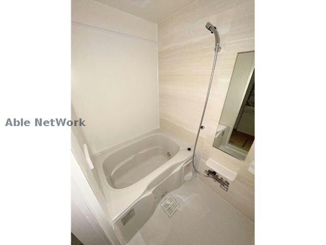 ラ・プロムナードⅢの物件内観写真