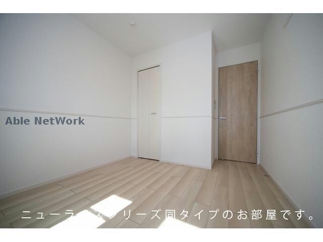 ヒカルサ久喜　スクエアの物件内観写真