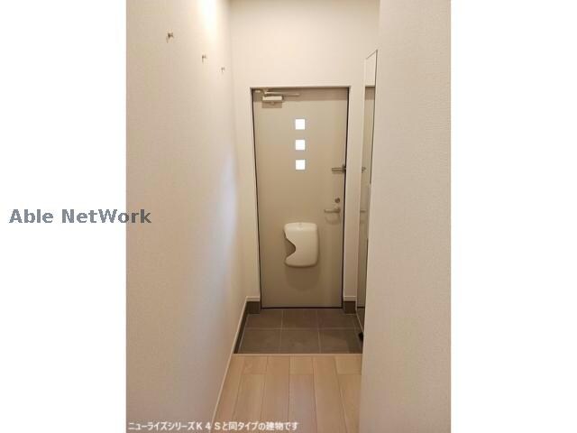 ヒカルサ久喜　スクエアの物件内観写真