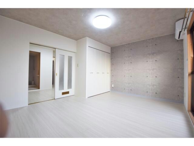 ラ・セゾン・ソレイユの物件内観写真