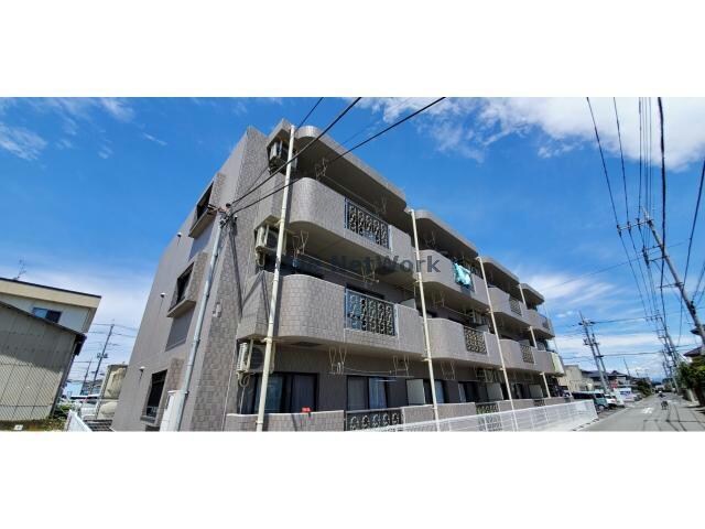 サンライズマンション（熊谷市別府）の物件外観写真