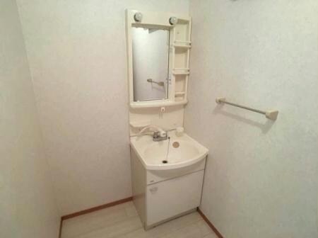 ロイヤルガーデン　Ａ・B（深谷市田谷）101004101の物件内観写真