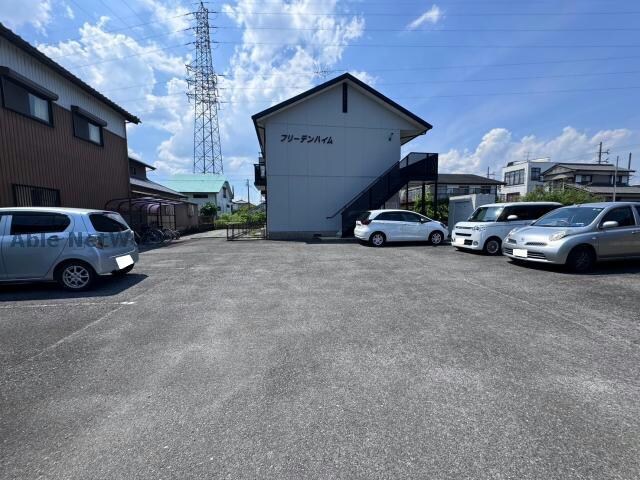 フリーデンハイムの物件外観写真