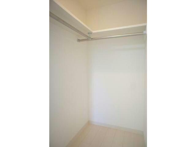 スペチアーレ伏見の物件内観写真