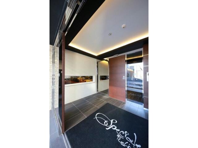 スペチアーレ伏見の物件外観写真