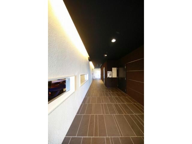 スペチアーレ伏見の物件外観写真