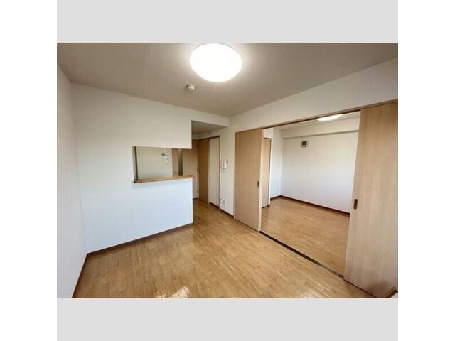 ｅｎｓｏｌｅｉｌｌｅ山鼻の物件内観写真