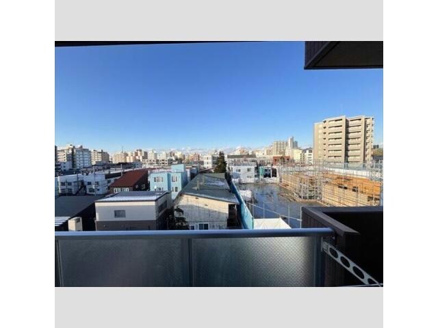 ｅｎｓｏｌｅｉｌｌｅ山鼻の物件内観写真