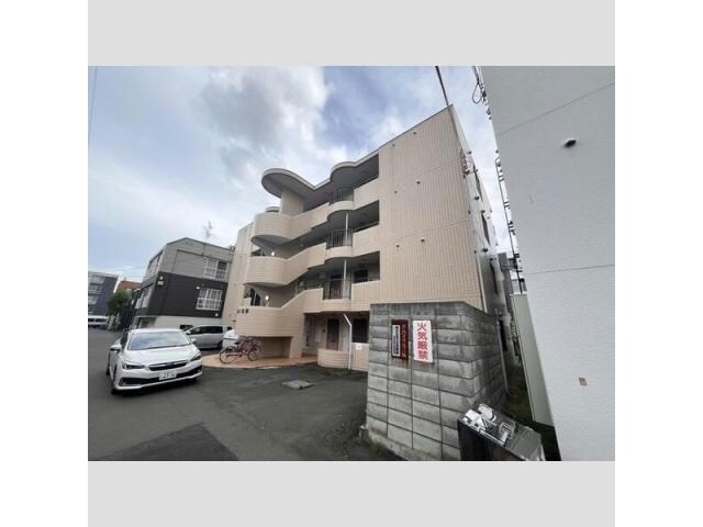 ジュオ山鼻の物件外観写真