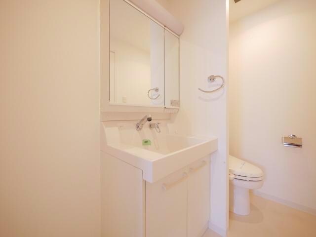 ラフィネタワー札幌南３条の物件内観写真