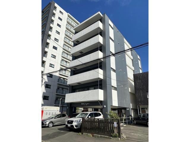 モルティーニ山鼻の物件外観写真