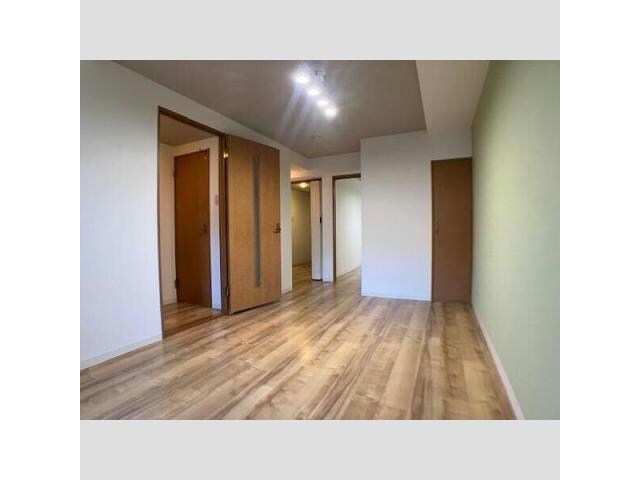 タウンコート山鼻の物件内観写真