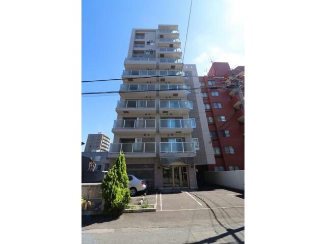 クラッセ山鼻の物件外観写真