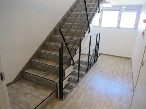 アスティル伏見の物件外観写真