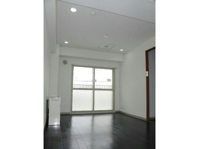 ロードサイド24の物件内観写真