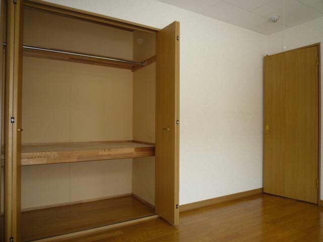 メゾンドゥーズの物件内観写真