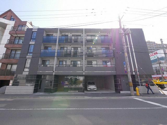 アルファスクエアS17の物件外観写真