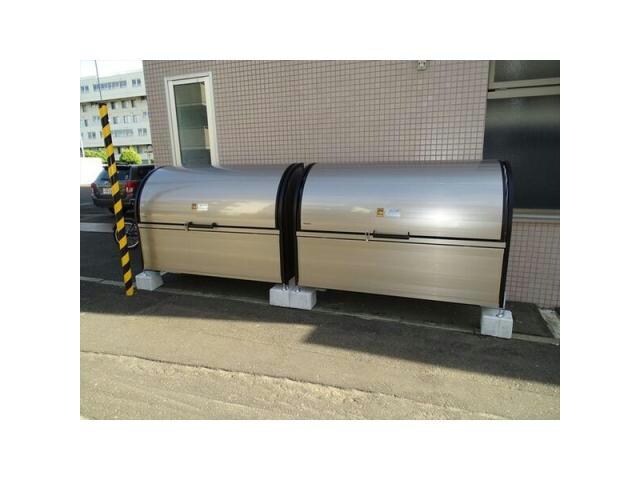 ジュマ旭ヶ丘の物件外観写真