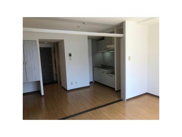 Y-FLATの物件内観写真