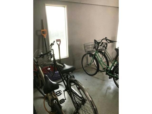 Y-FLATの物件外観写真