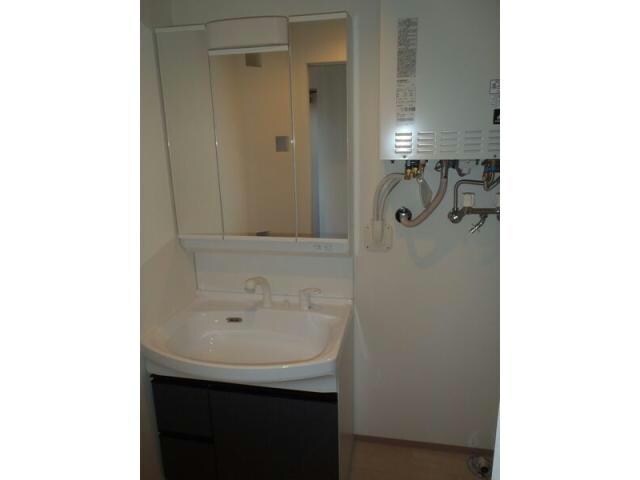 SERAM神宮前の物件内観写真