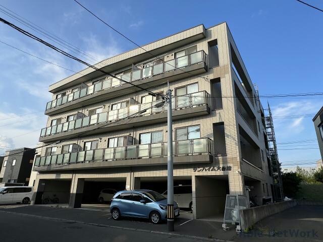 サンハイム大谷地の物件外観写真