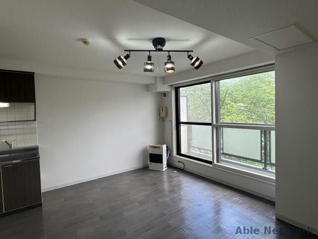 サンハイム大谷地の物件内観写真