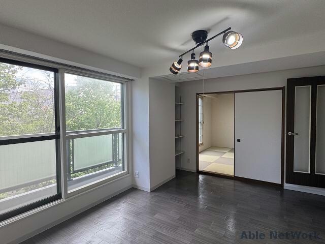 サンハイム大谷地の物件内観写真