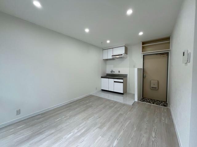 白国弘友ハイツの物件内観写真