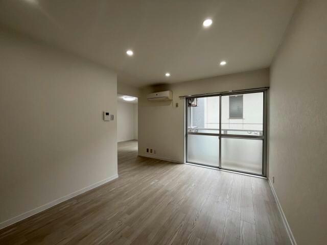 白国弘友ハイツの物件内観写真