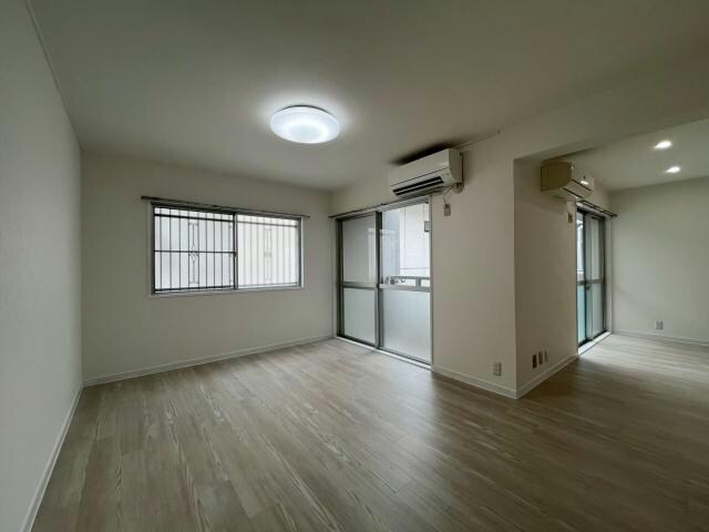 白国弘友ハイツの物件内観写真