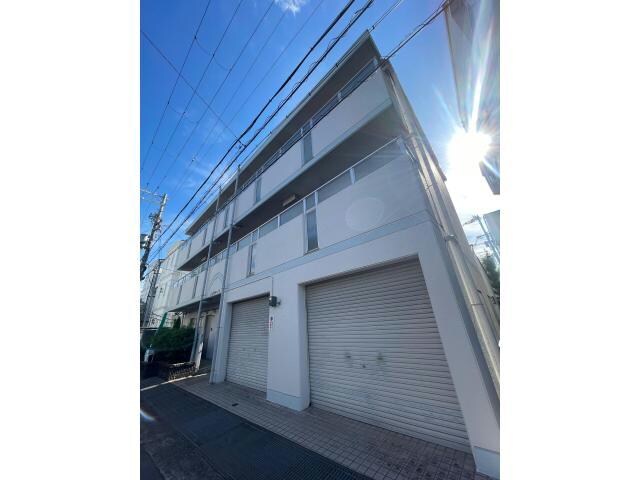 白国弘友ハイツの物件外観写真