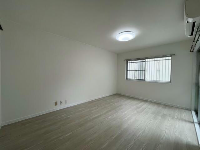 白国弘友ハイツの物件内観写真