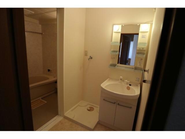 アゼリア大善の物件内観写真